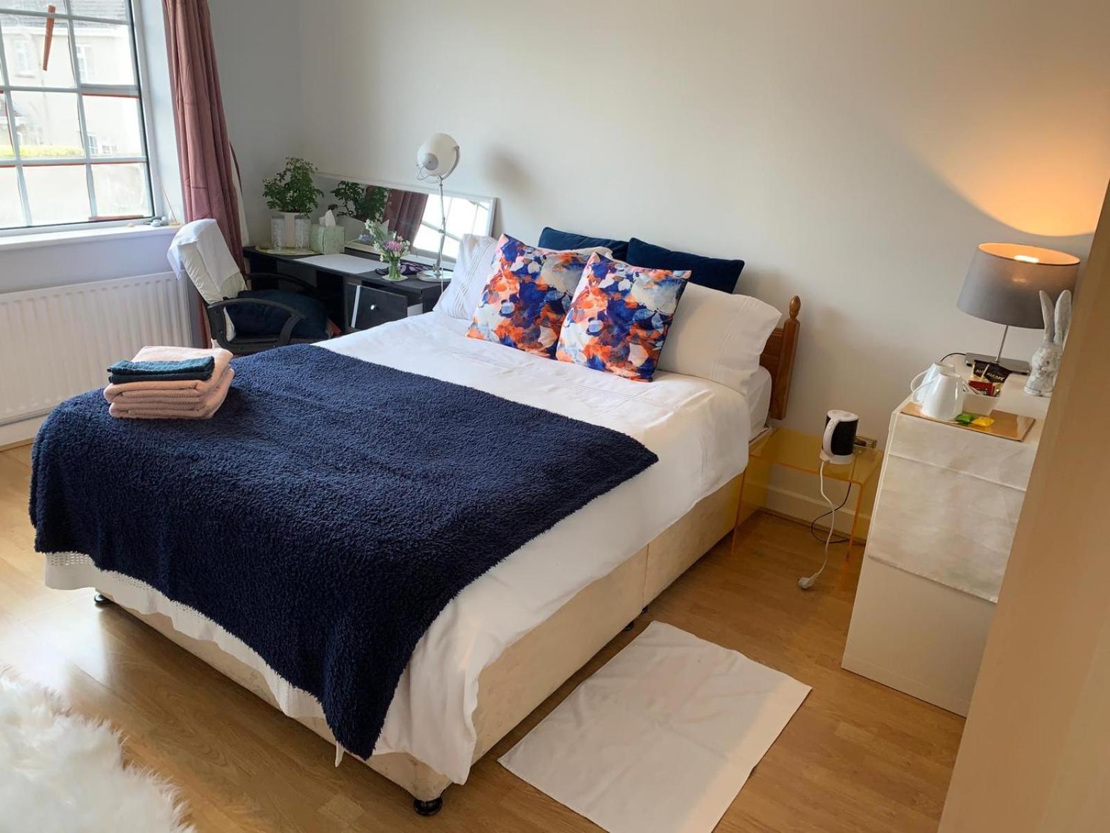 Big Bright Room Carrigaline Exterior foto